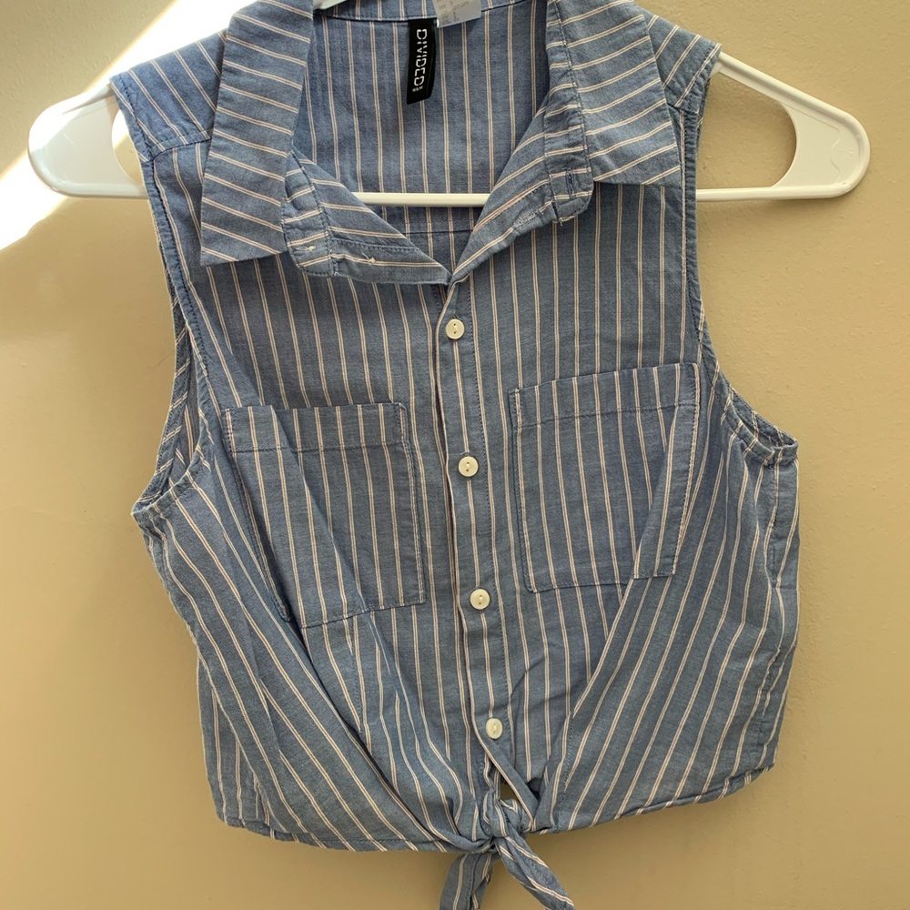 Button up tie front crop top